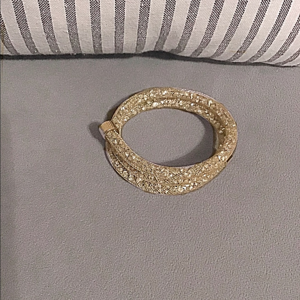 NWOT Gold Coil Bracelet - Picture 7 of 8